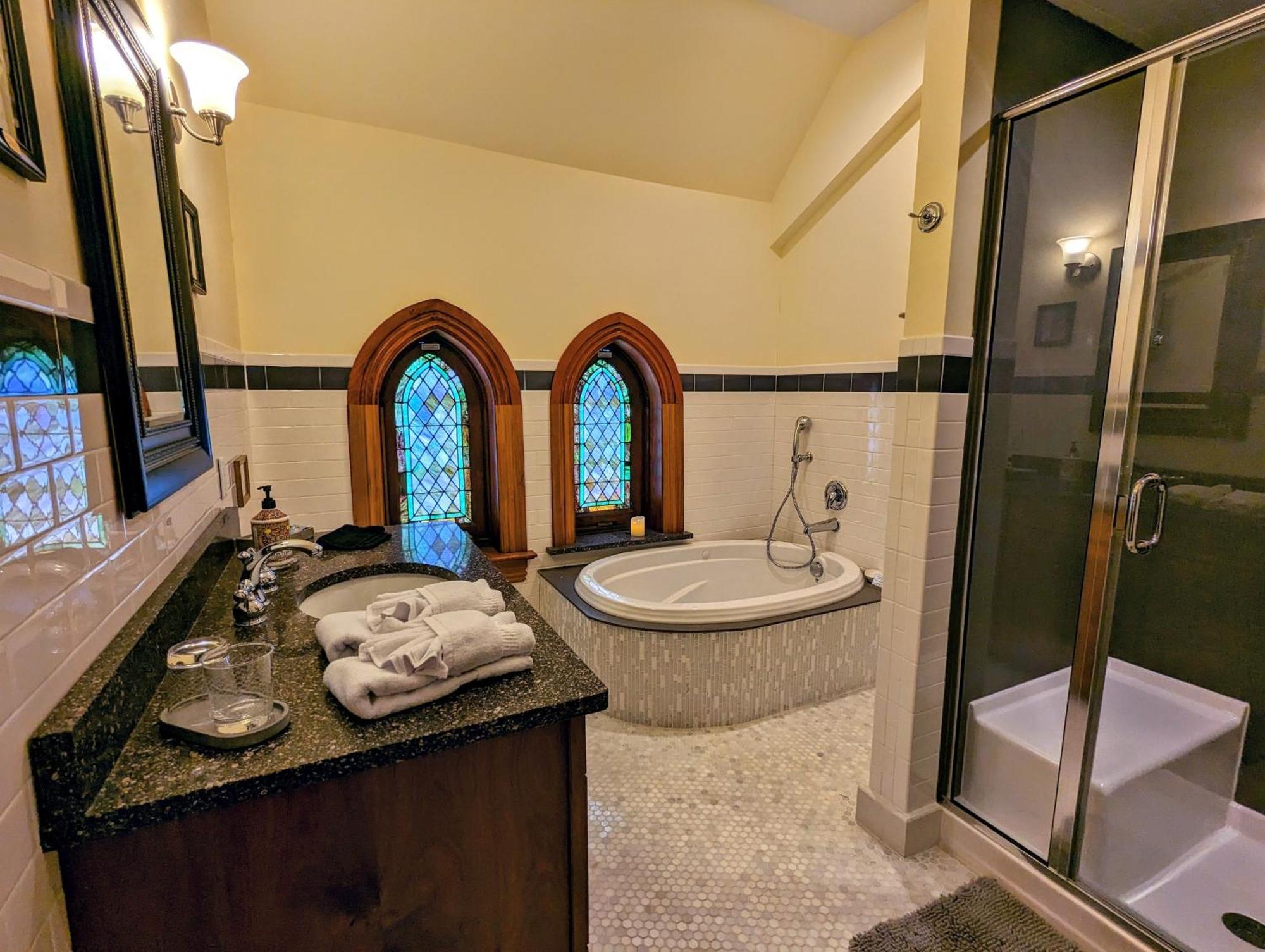 Gothic Heights Inn Clifton Heights Ngoại thất bức ảnh